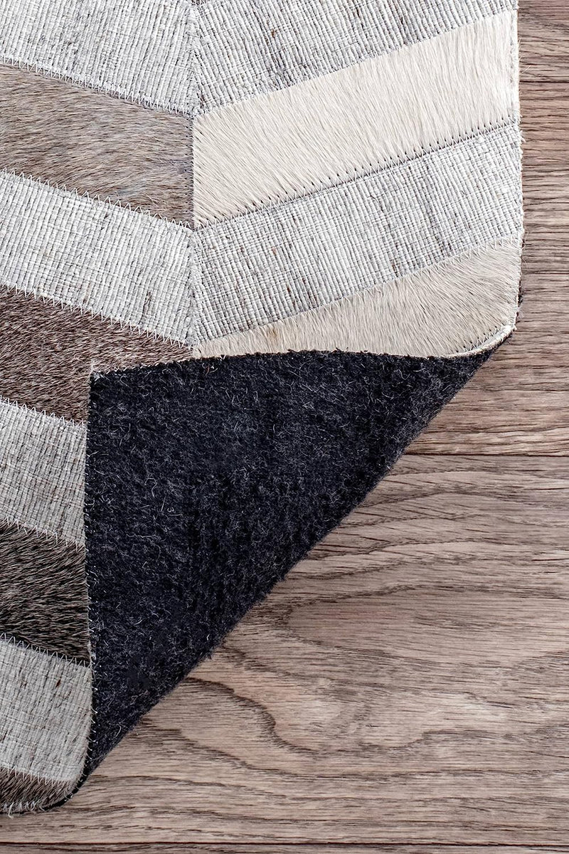 CHEVRON JAICKOT LEATHER & WOOL HANDMADE RUG