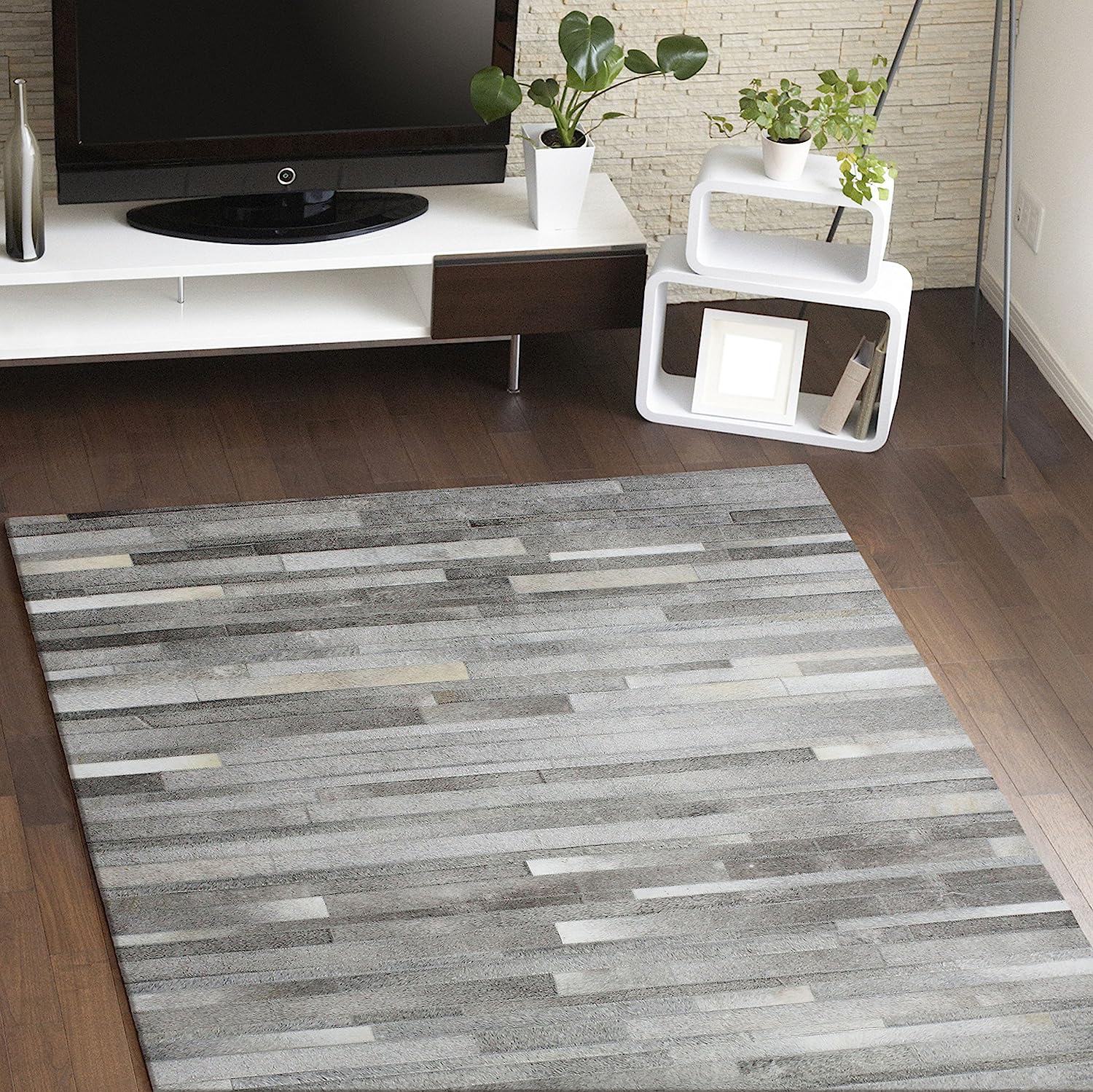 HIDE STRIPE DESIGN SILVER LEATHER AREA RUG PATCHWORK - Alef home