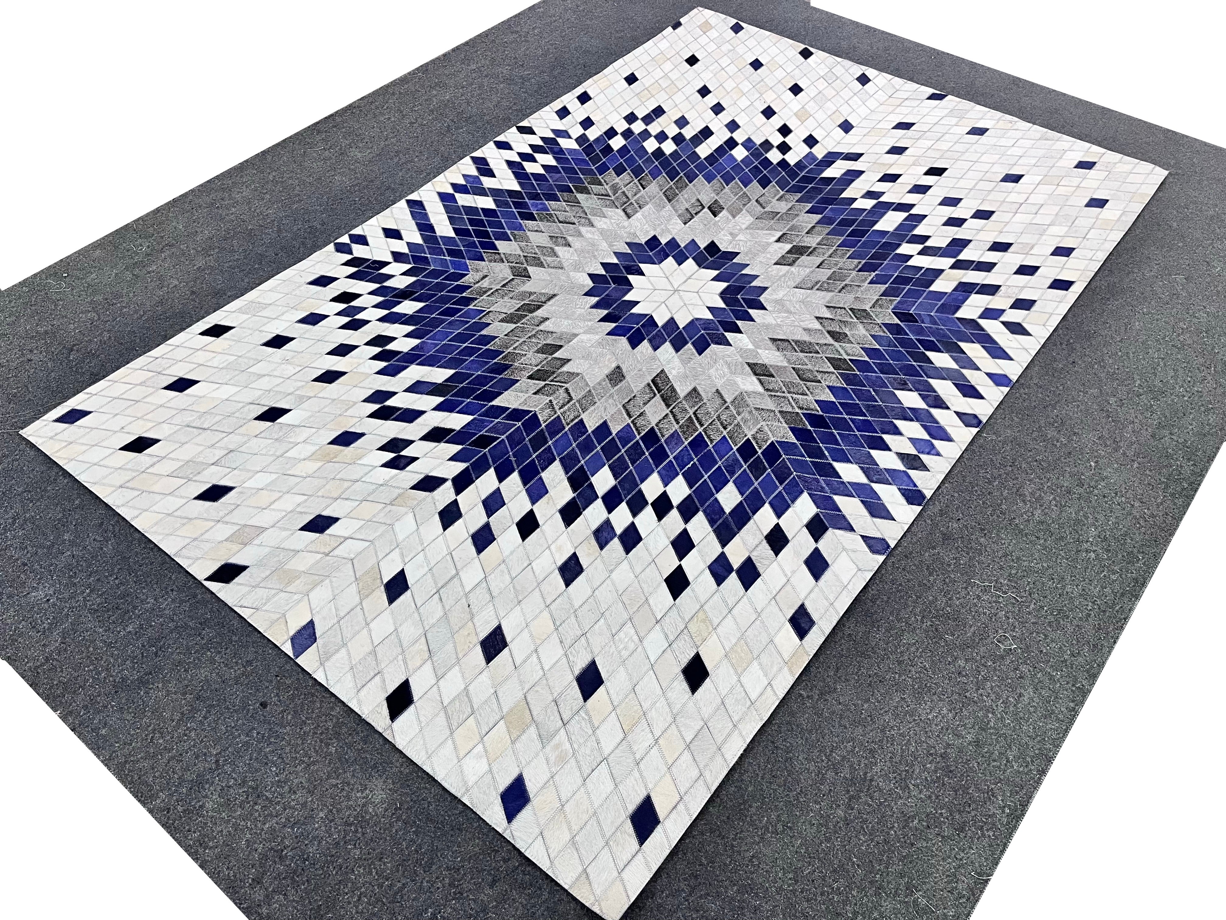 CHEVRON DESIGN BLUE/WHITE LEATHER RUG