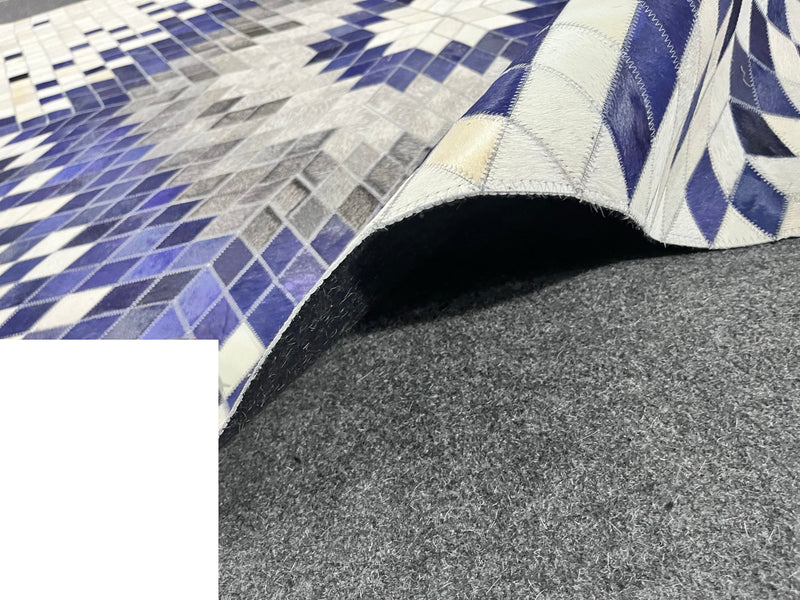 CHEVRON DESIGN BLUE/WHITE LEATHER RUG