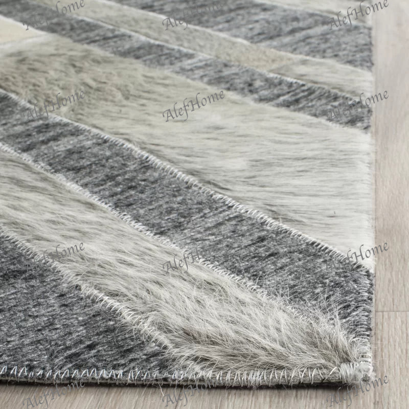 CHEVRON JAICKOT LEATHER & WOOL HANDMADE RUG