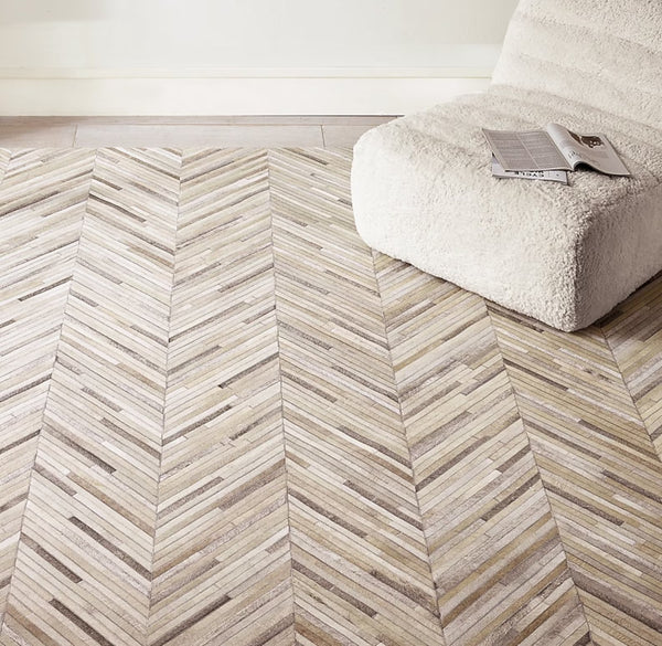 CHAVRON 10MM SRTIPE DESIGN LEATHER HAIRON RUG - Alef home