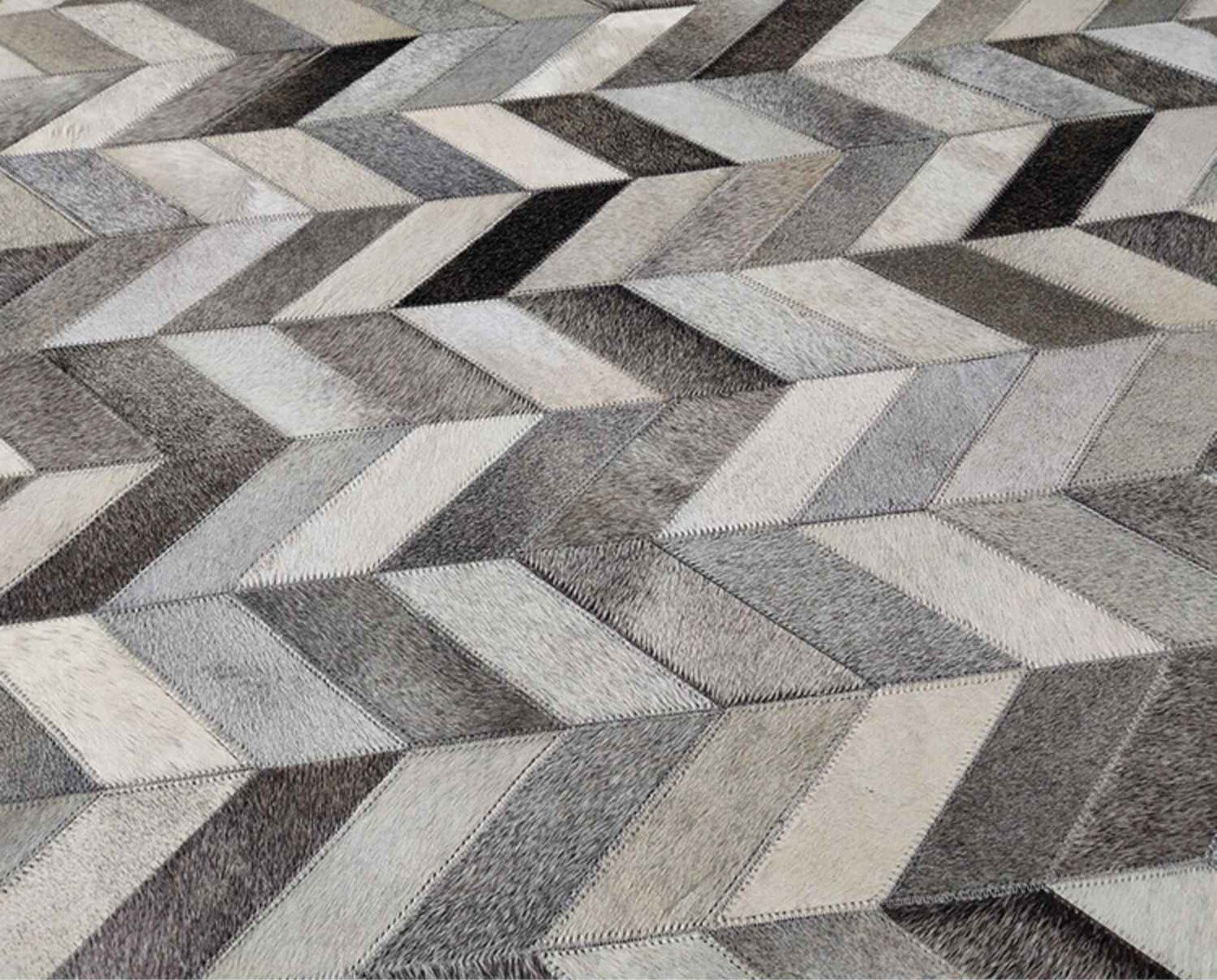 CHEVRON LEATHER HAIRON PATCHWORK HANDMADE RUG - Alef home