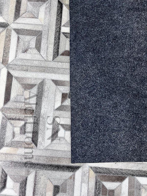 Grey Cowhide Patchwork Rug – Handmade Geometric Hair-On Leather Carpet for Modern Home Decor - Alef home