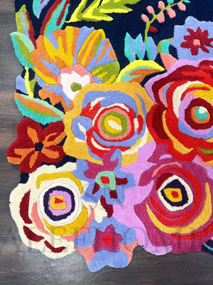 Navy Blue Floral Wool Rug – Hand-Tufted Carpet with Scalloped Edge for Living Room Decor - Alef home