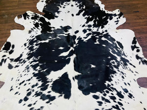 Black and White Cowhide Rug – Natural Hair-On Leather Patchwork Carpet, Ethically Sourced Décor - Alef home