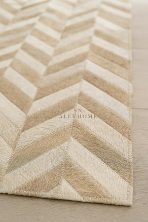 Beige Chevron Cowhide Rug: Hair-On Leather Patchwork Carpet - Alef home