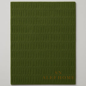 Hand-Tufted Green Wool Rug: Modern High-Low Cut & Loop Design - Alef home