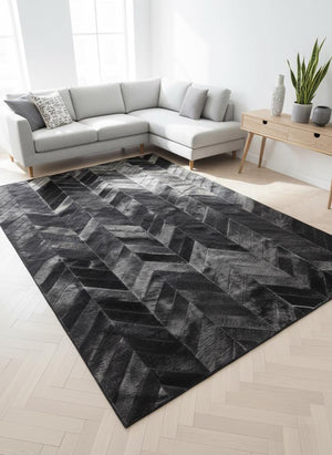 Black Chevron Cowhide Rug – Handmade Hair-On Leather Patchwork Carpet for Modern Living Room Decor - Alef home