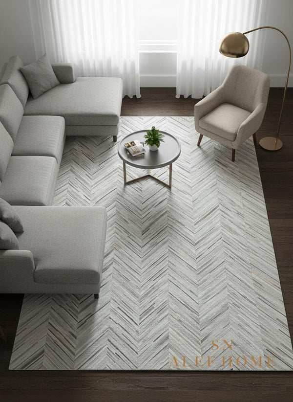 Light Grey Chevron Cowhide Rug – Handmade Hair-On Patchwork Leather Carpet for Modern Home Decor