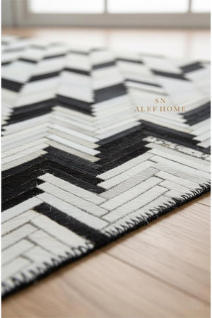 Handmade Black and White Cowhide Chevron Rug – Hair-On Patchwork Leather Carpet for Home - Alef home