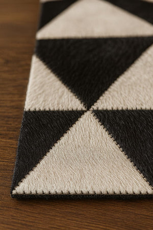 Handmade Chevron Cowhide Rug – Modern Hair-On Leather Patchwork Carpet for Contemporary Home Décor - Alef home