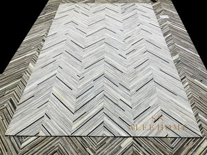 Light Grey Chevron Cowhide Rug – Handmade Hair-On Patchwork Leather Carpet for Modern Home Decor