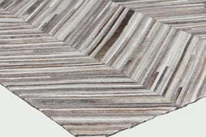 Grey Chevron Cowhide Patchwork Rug – Handmade Hair-On Leather Carpet for Home Décor - Alef home