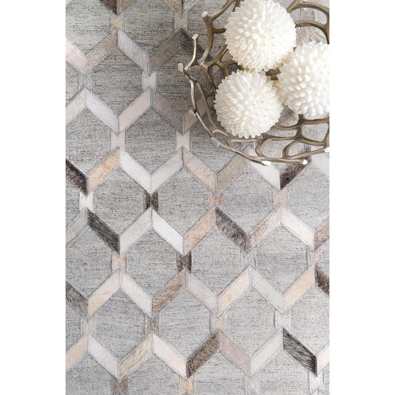 CHEVRON JAICKOT LEATHER & WOOL HANDMADE RUG